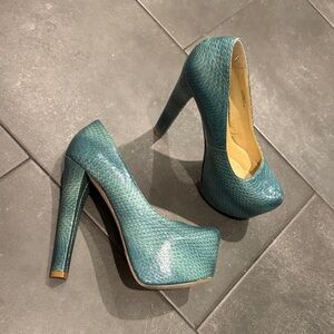 Elegant Teal Platform Heels Shoedazzle Siobhan 7